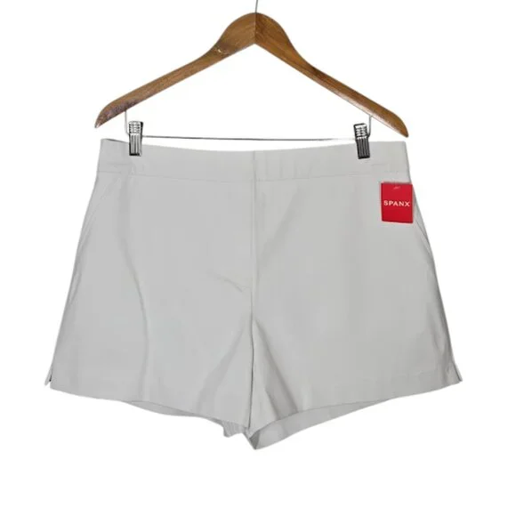 SPANX Women’s White Stretch Tailored Shorts 4'' Size XL  NWT - Picture 3 of 9
